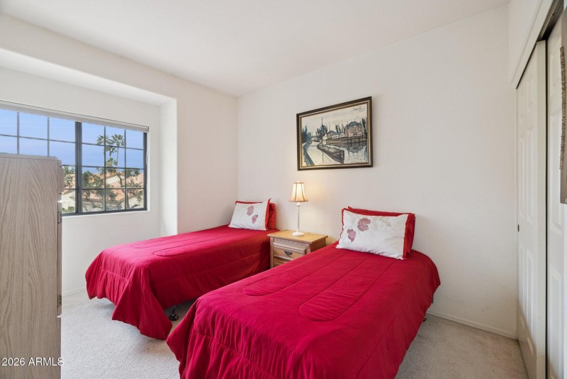 32-web-or-mls-7949-e-joshua-tree-ln