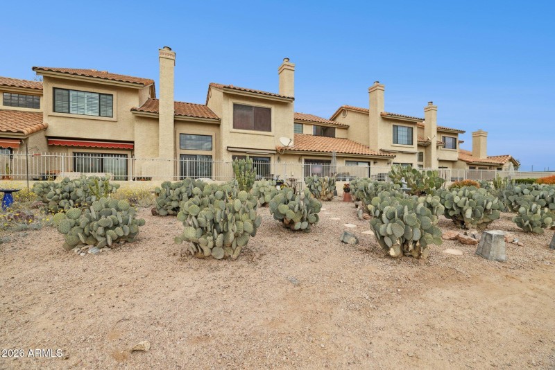 38-web-or-mls-7949-e-joshua-tree-ln