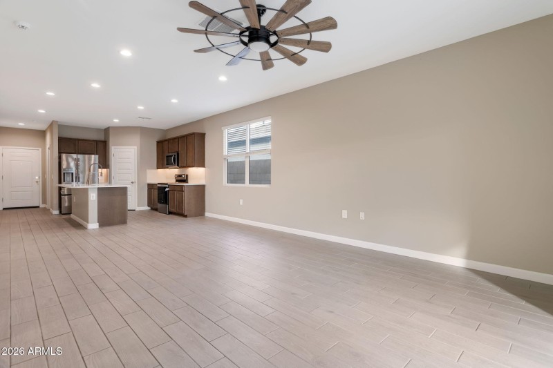 8-web-or-mls-Qp-9041