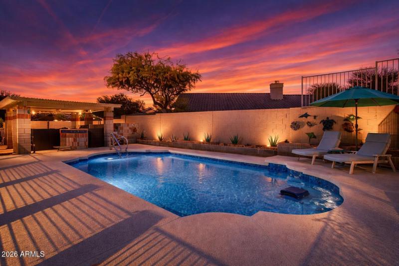 2060CD71-6A25-4C23-91F8-58F7E9CB621C