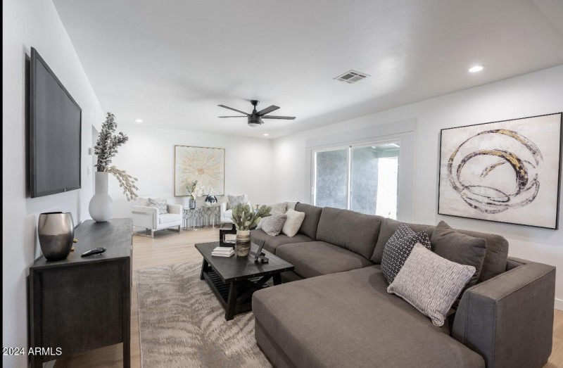 105C474B-39B1-470A-AAAD-E76ABF686393