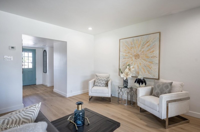 19A0BB5C-CC3E-4440-9248-6327E4967A79