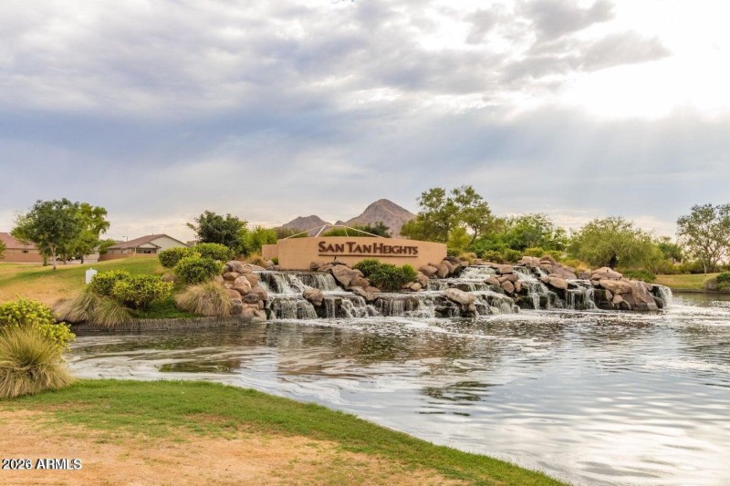 San Tan Heights Neighborhood