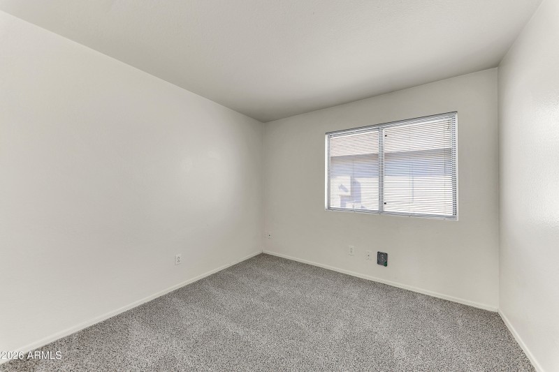 15904 W Lundberg St-29