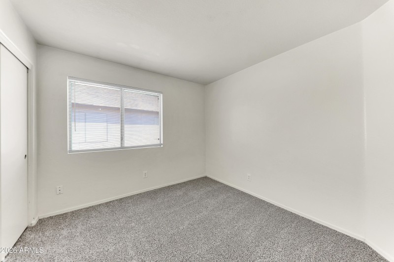 15904 W Lundberg St-31