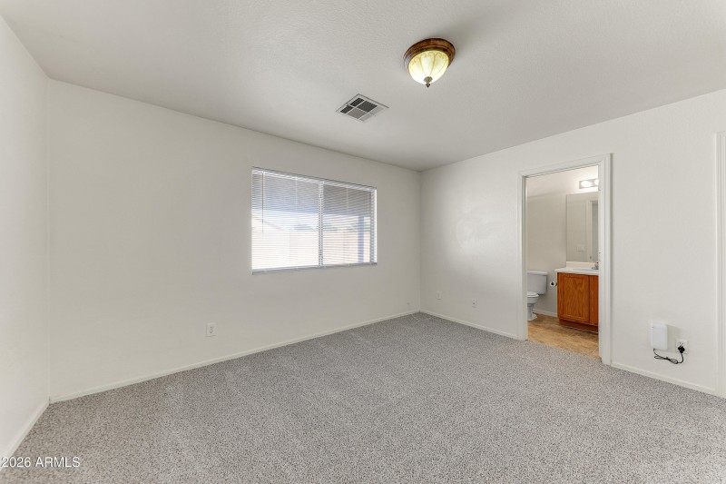 15904 W Lundberg St-34