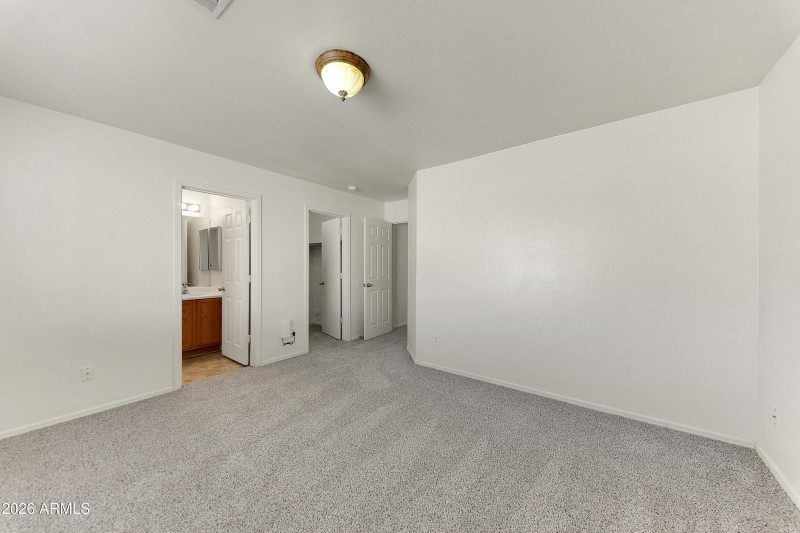 15904 W Lundberg St-35