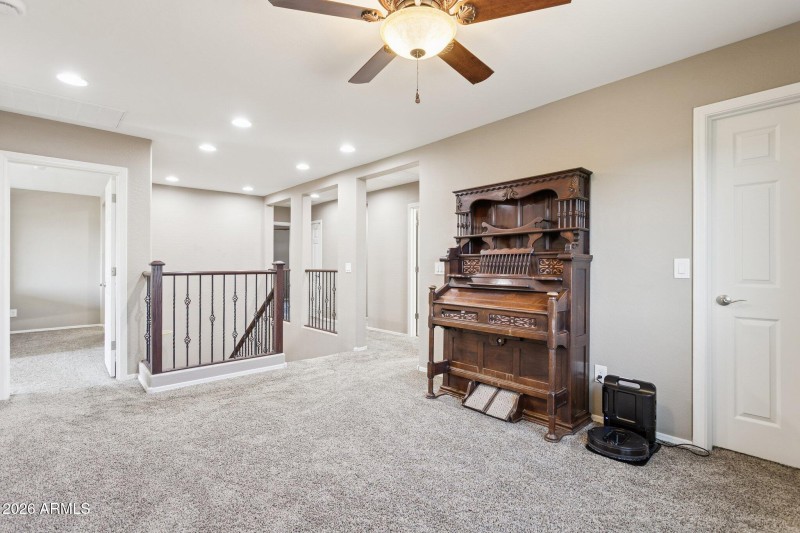 2nd Floor Family Room