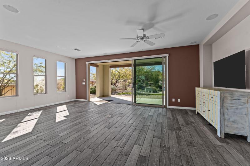 10-web-or-mls-DSC08662