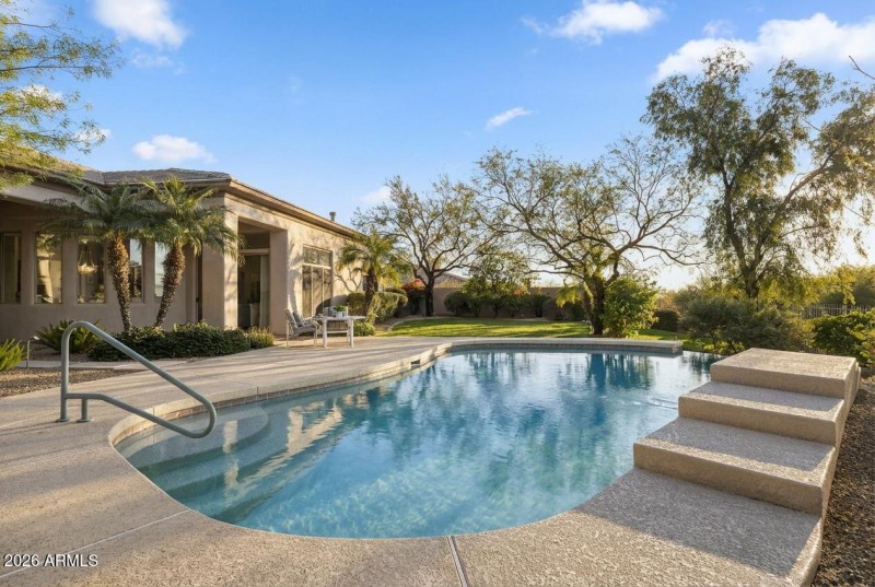 Resort-like backyard