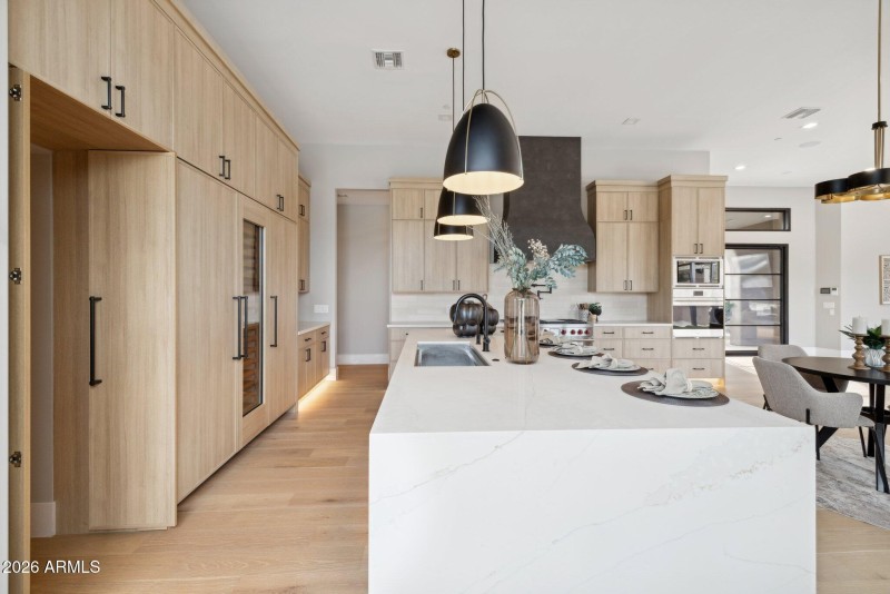 35-web-or-mls-27799-n-67th-way