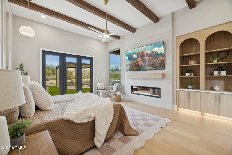 51-web-or-mls-27799-n-67th-way