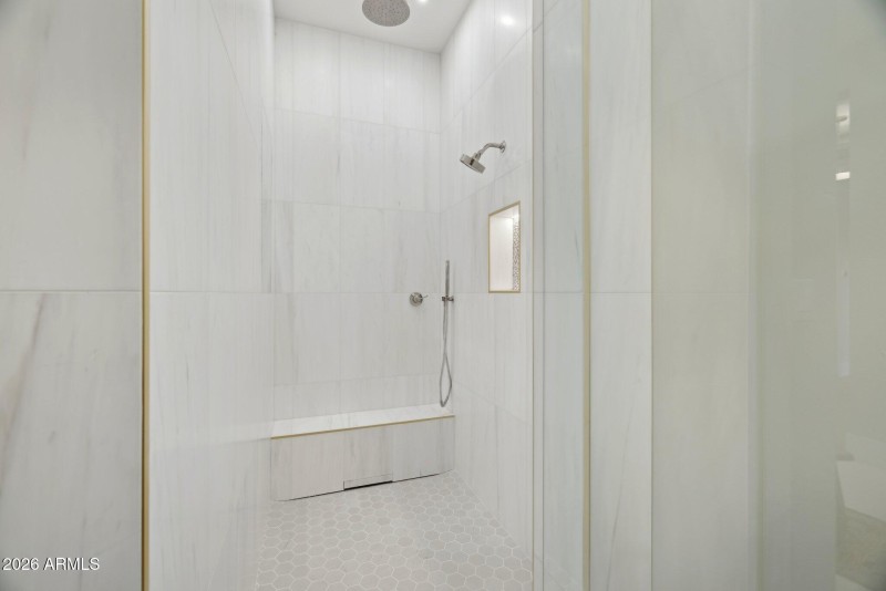 66-web-or-mls-27799-n-67th-way