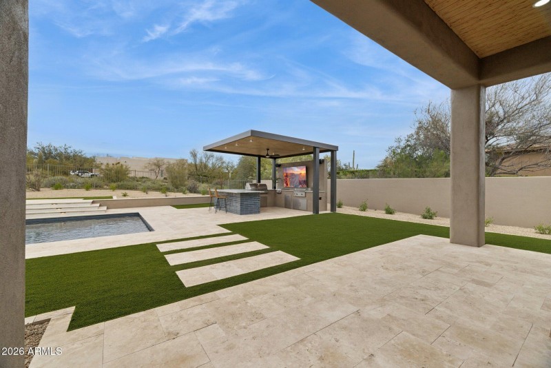 114-web-or-mls-27799-n-67th-way