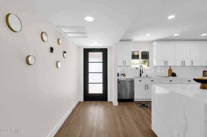 10-web-or-mls-1524-w-mission-ln