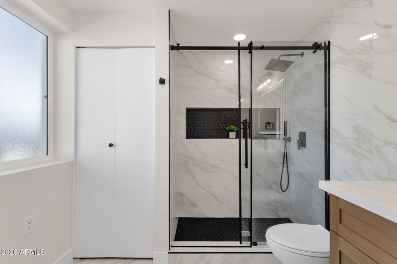 39-web-or-mls-1524-w-mission-ln