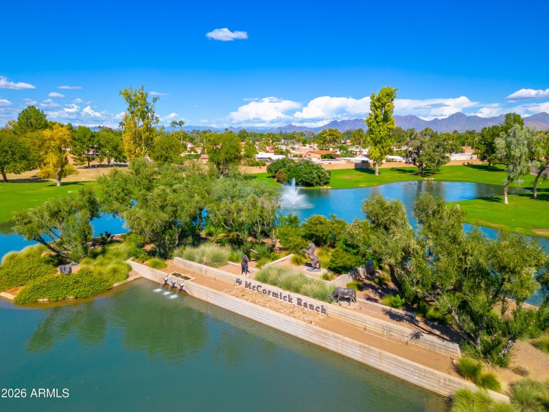 Waterfront Fairway Views