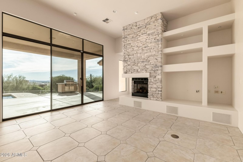 19 - Mamie Maude 35615