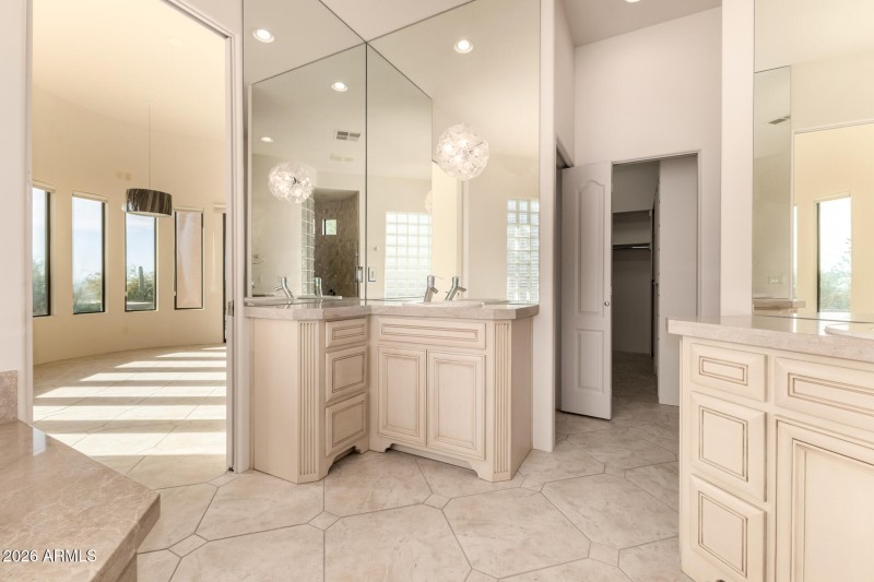 29 - Mamie Maude 35615