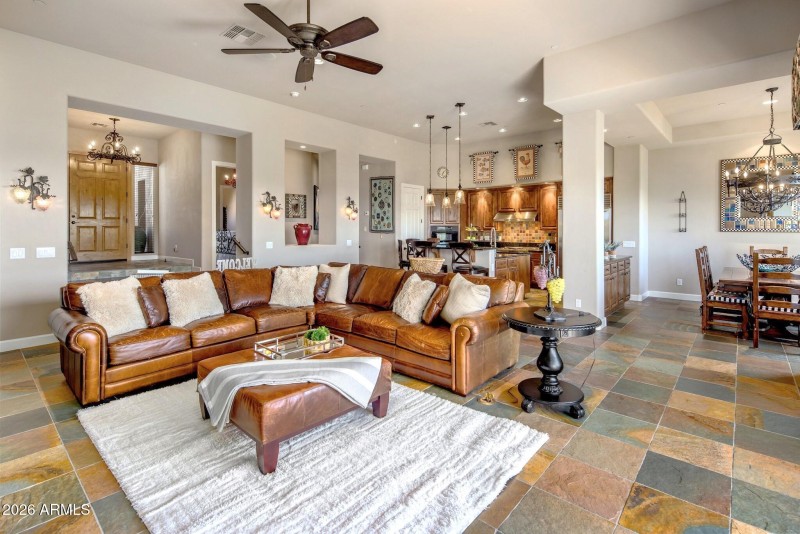 32-web-or-mls-D46A4657 copy (2)