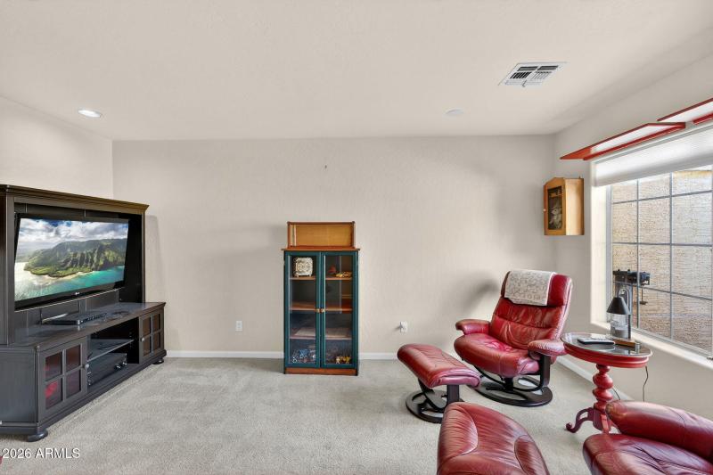 10-web-or-mls-01 E Cathy Ct