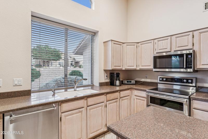 STAINLESS STEEL APPLIANCES