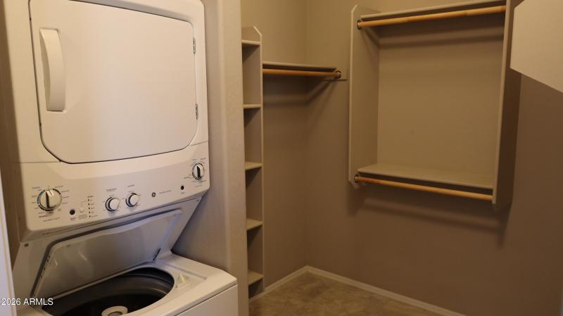 Casita Laundry & Walk-In Closet