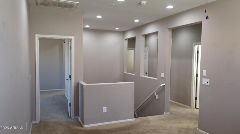 Bright Upstairs Loft Retreat