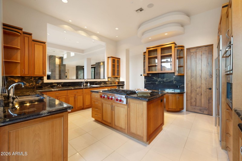 32-web-or-mls-FA9A2256