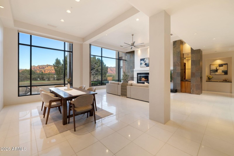 41-web-or-mls-FA9A2301