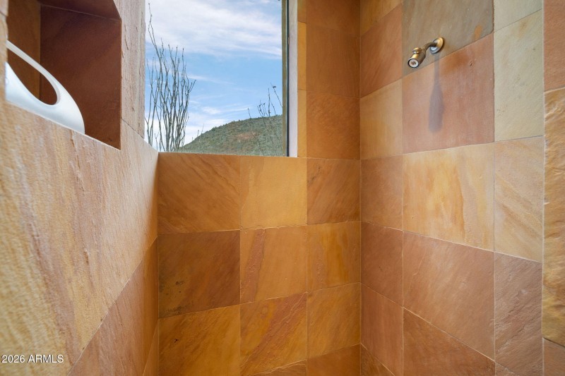 70-web-or-mls-FA9A2456