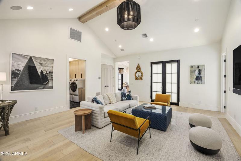 5-web-or-mls-D46A5626