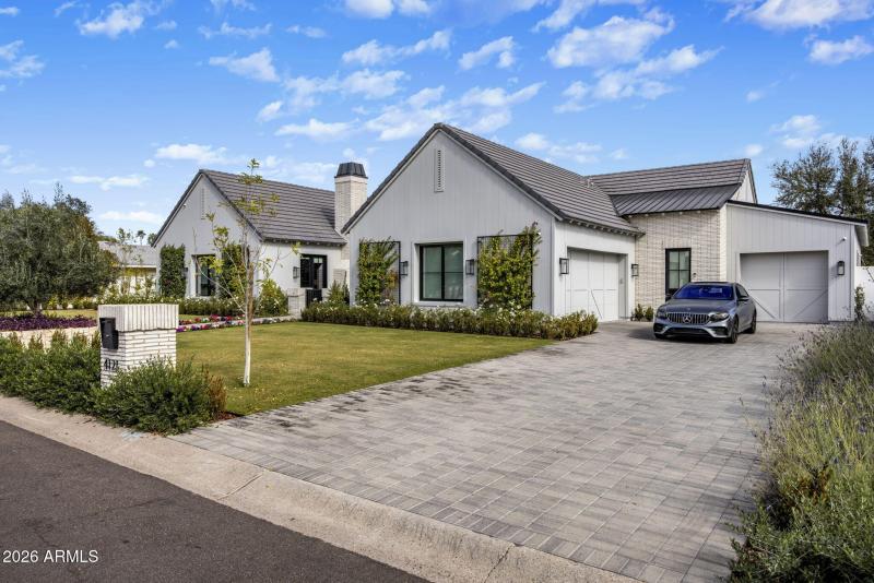 44-web-or-mls-D46A5867