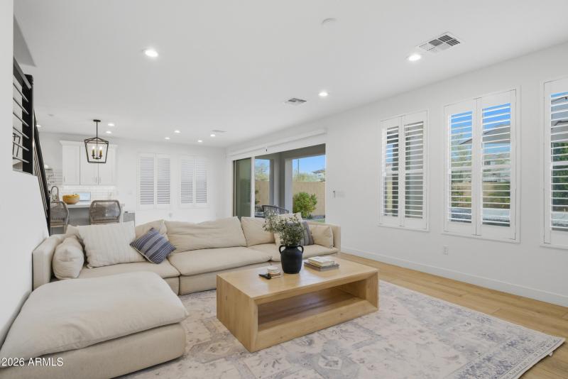 12_21629 n 59th st--phoenix, az 85054-12