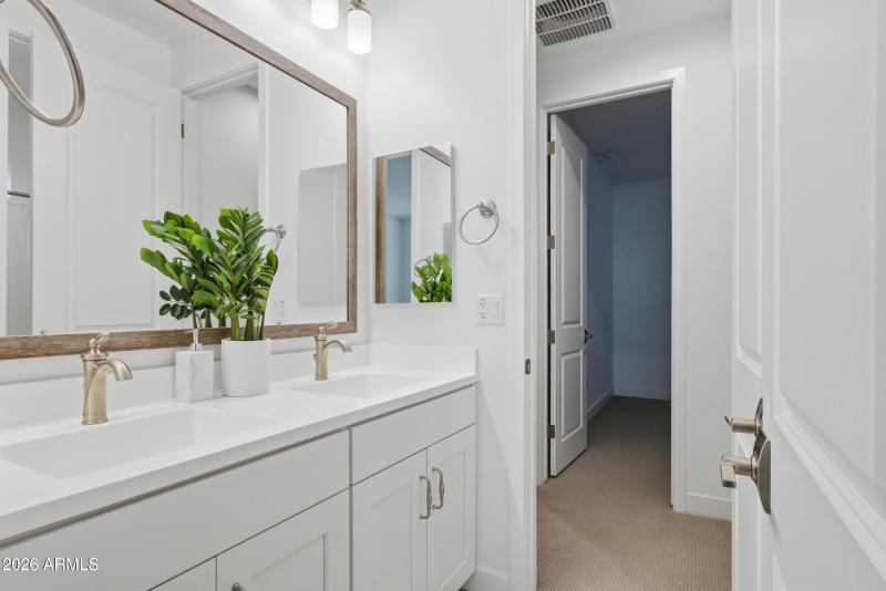 29_21629 n 59th st--phoenix, az 85054-29