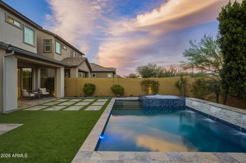 56_21629 n 59th st--phoenix, az 85054-56