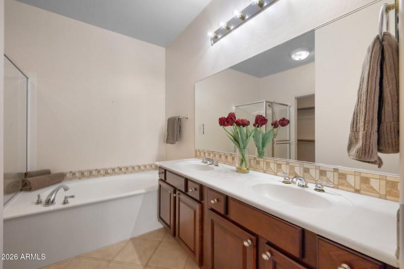 Full master bath with jetted tub