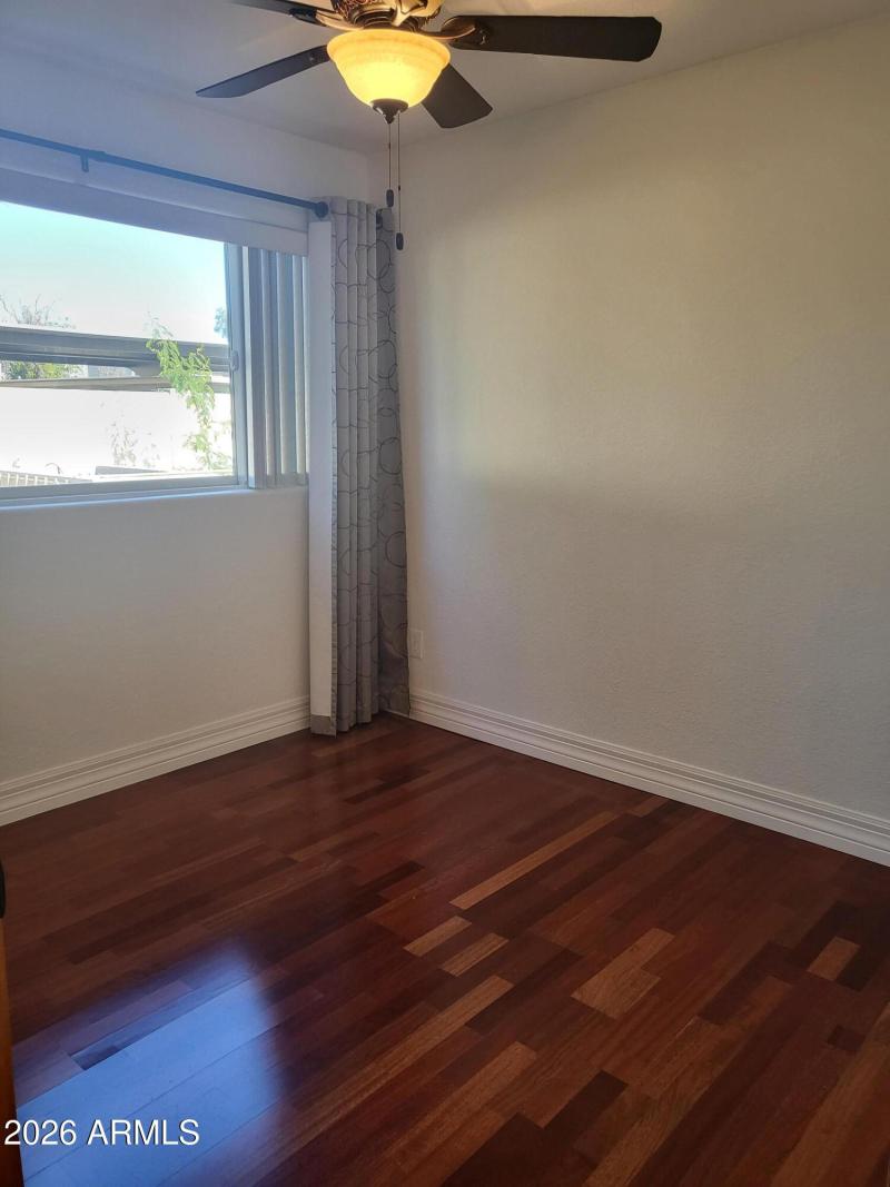 DUAL PANE WINDOWS THROUGHOUT