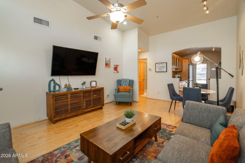 4-web-or-mls-559-jordan-rd-5