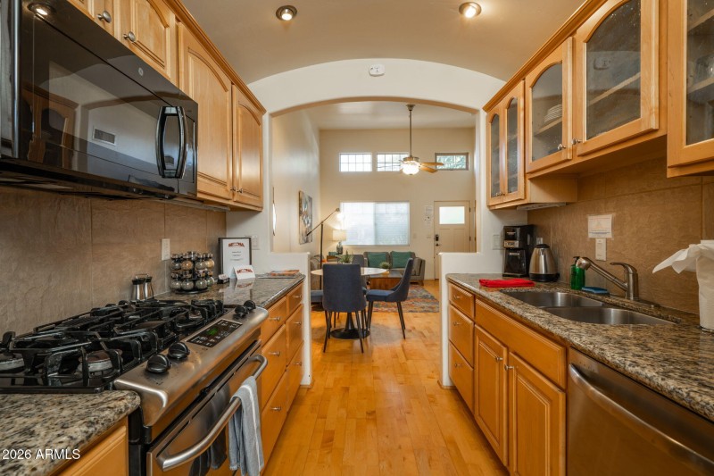 8-web-or-mls-559-jordan-rd-5