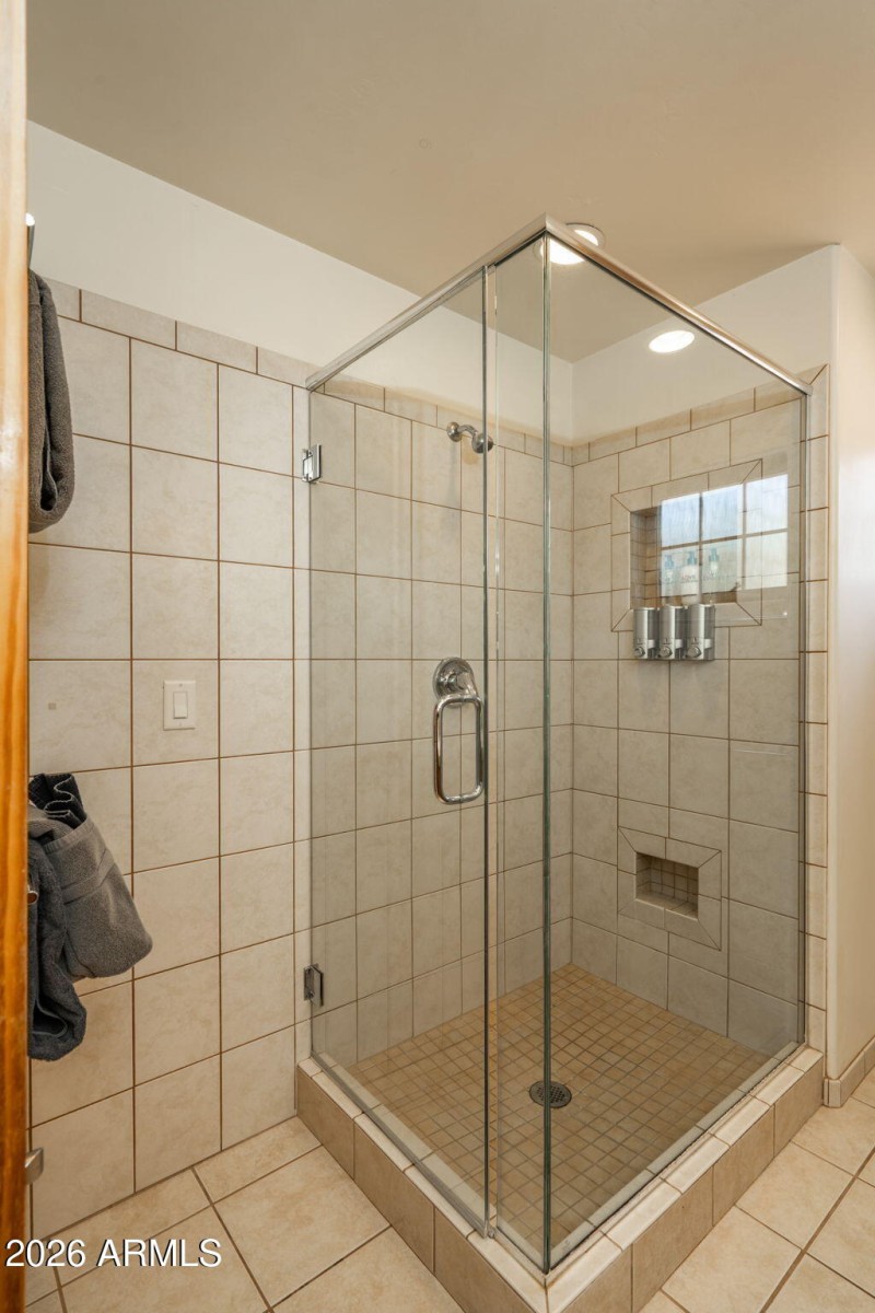 10-web-or-mls-559-jordan-rd-5