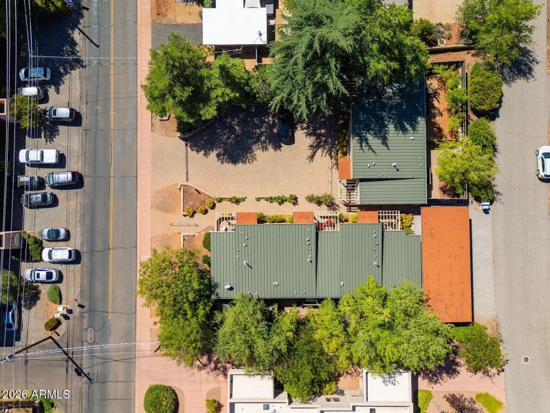 06a20ab9166b587d8dcc7967437d301f-uncropp