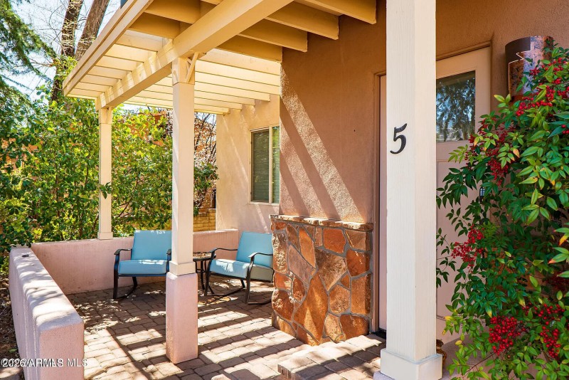 0377083871055f2db29482615a82c182-uncropp