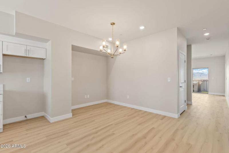 19-web-or-mls-JON00171