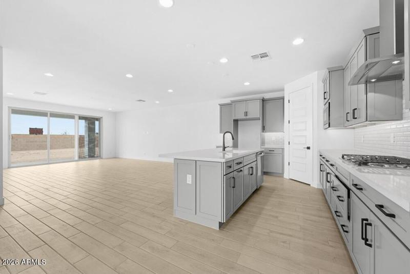 37690 N Plumbago Road - Ready Now