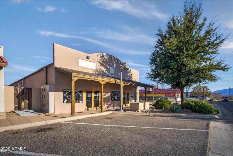 Udderly Divine Cafe & Bakery Camp Verde