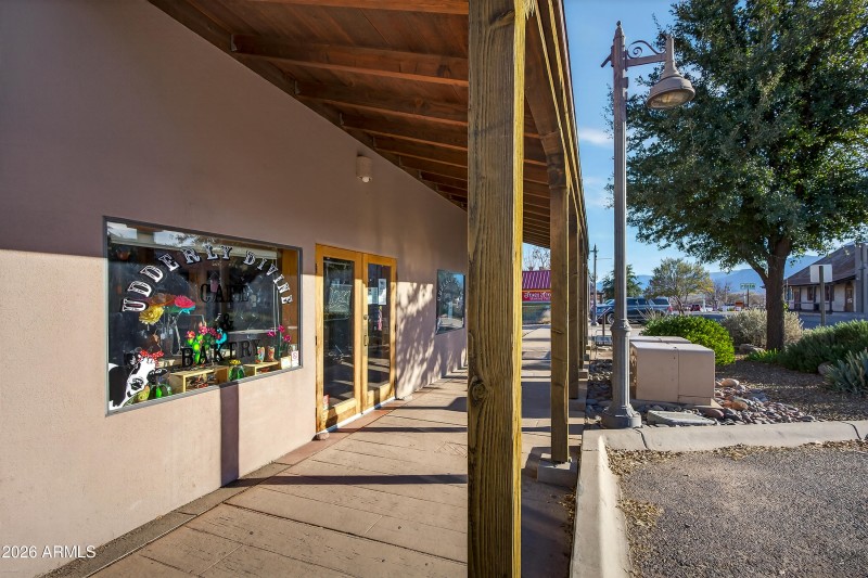 Udderly Divine Cafe & Bakery Camp Verde