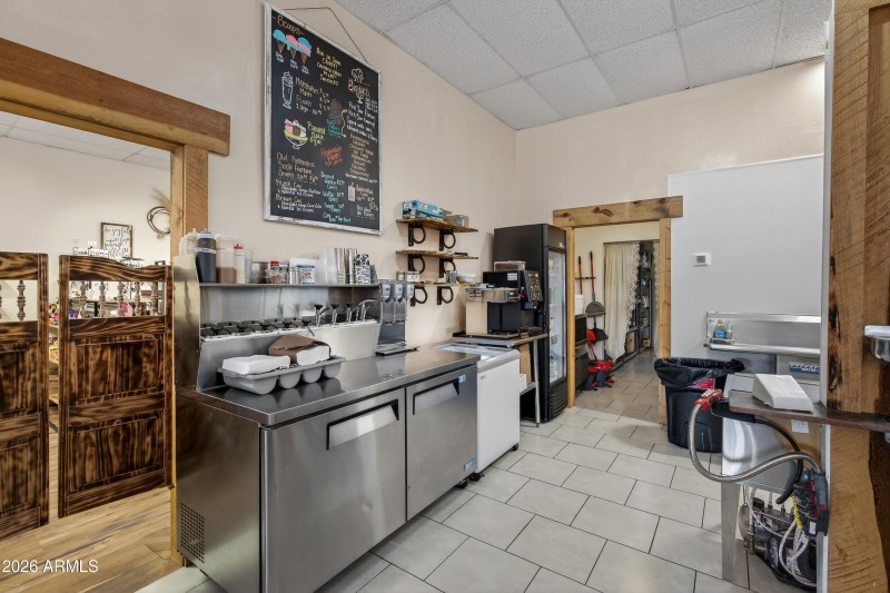 Udderly Divine Cafe & Bakery Camp Verde