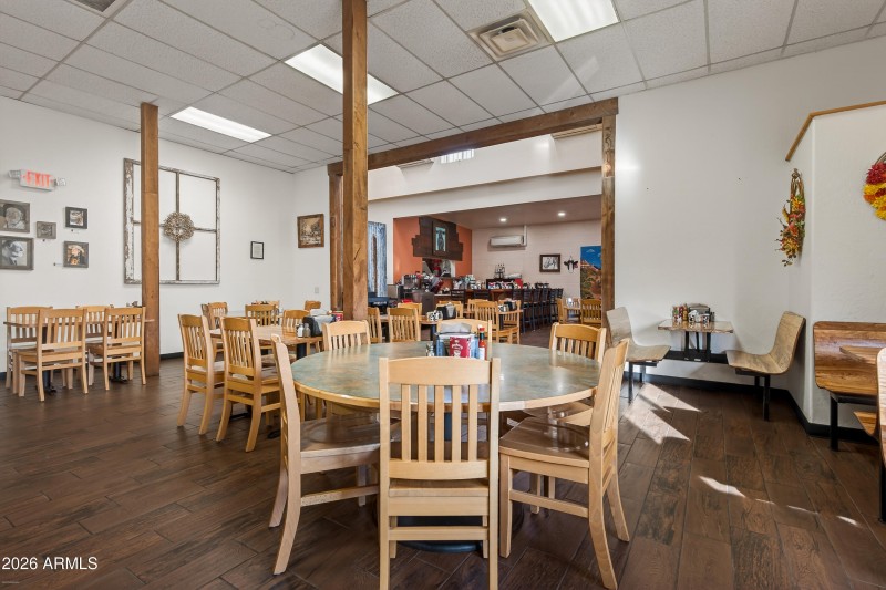 Udderly Divine Cafe & Bakery Camp Verde