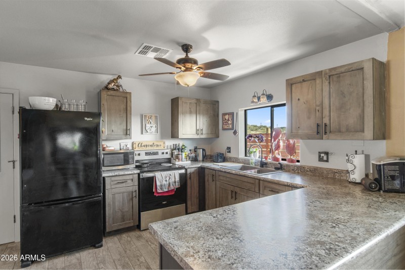 52032 N Mocking Bird Rd00027